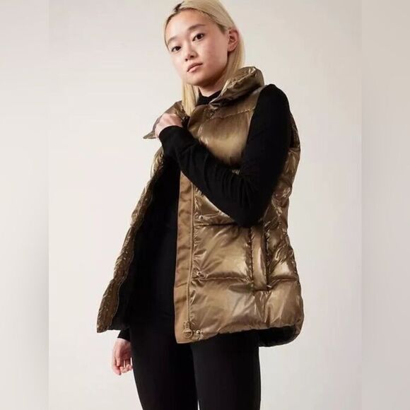 ATHLETA Puffer Vest - Picture 1 of 10